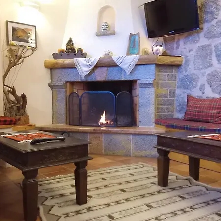 فندق Parnassos أراخوفا