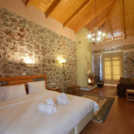 Parnassos فندق أراخوفا