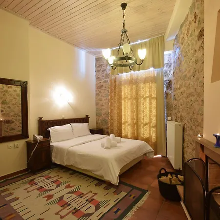 فندق Parnassos أراخوفا